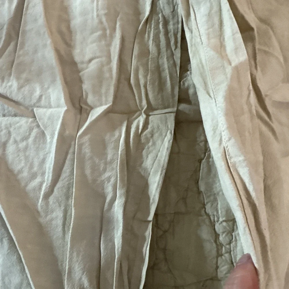 POTTERY BARN COCOON VOILE QUILTED PILLOW SHAM, Euro FLAX